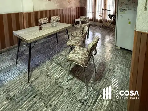 Casa 4 ambientes con 1 baño