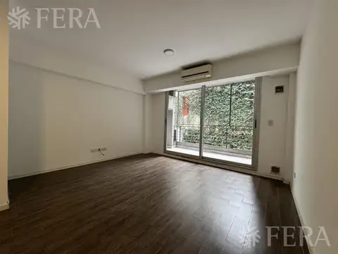 Venta departamento monoambiente con balcón  en Palermo