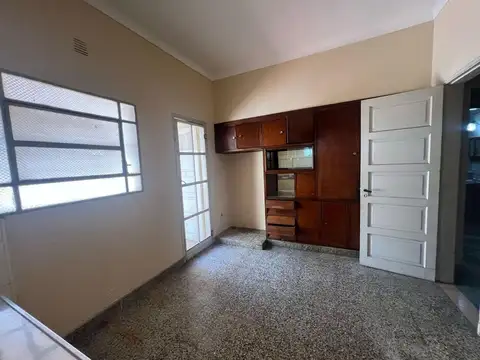 CASA Y DEPARTAMENTO EN BARRIO FOMENTO 9 DE JULIO