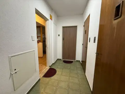 Departamento 8 ambientes con 3 baños