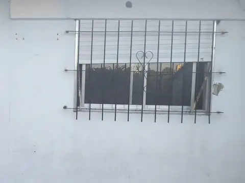 Depto Tipo Casa en Venta de 4 dormitorios