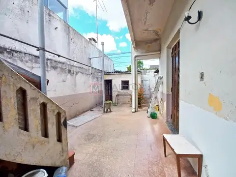 Casa 4 ambientes con 1 baño