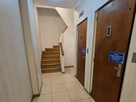 Bartolome Mitre 100, Piso 4