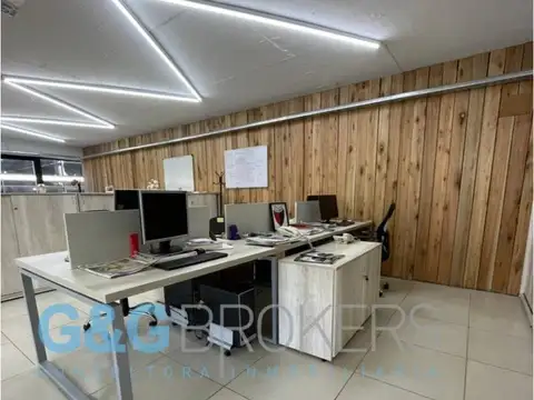 OFICINA EXCLUSIVA EN VENTA