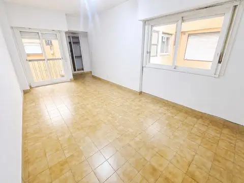 Venta Departamento 2 ambientes en Balvanera APTO CREDITO