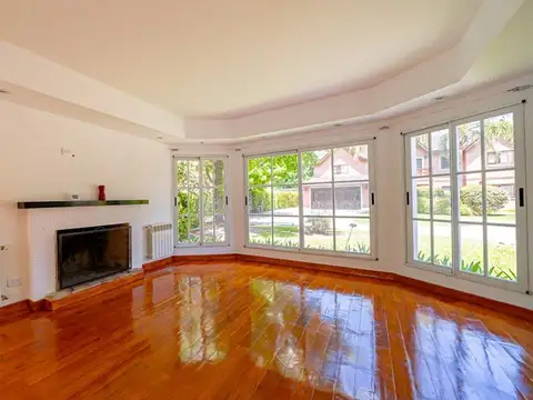 Casa 7 ambientes con 3 baños