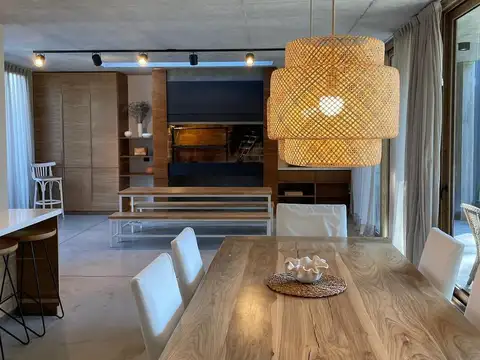 Casa en Alquiler de 3 dormitorios