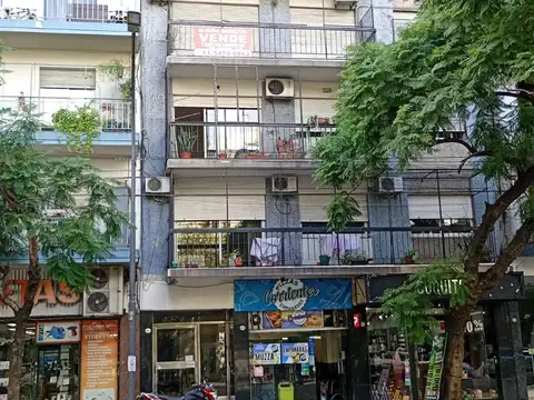 Excelente departamento, impecable 