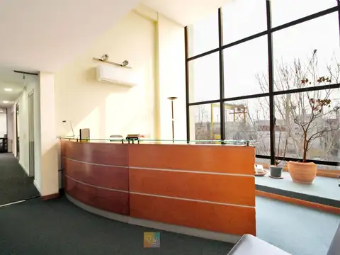 Oficina en Alquiler 27 años