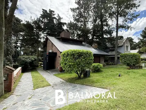 Casa - ALQUILER_TEMPORAL - Argentina, Pinamar - Submarino Peral 2658