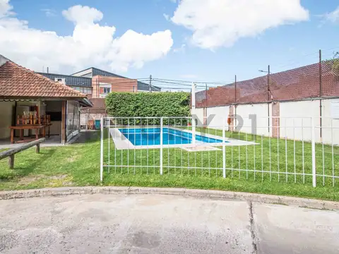 Casa 4 ambientes con 1 baño