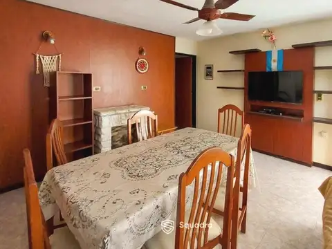 Casa 4 ambientes con 1 baño