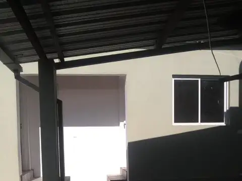Depto Tipo Casa en Alquiler de 1 dormitorio