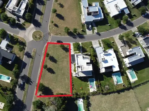 VENTA LOTE B° MOLINO NORTE EN HARAS SANTA MARIA