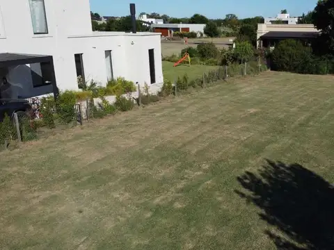 Terreno en Venta en Loma Verde, USD 80.000