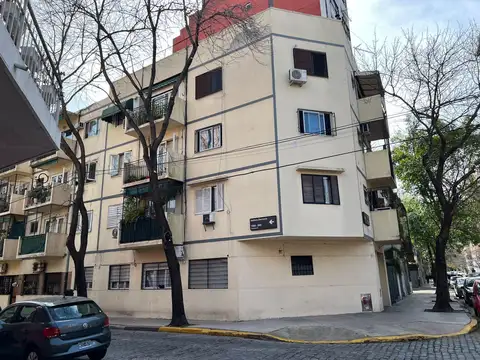 Departamento de 2 ambientes con balcon