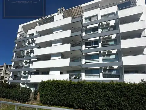 Alquiler Anual Departamento 3 Amb c/Balcon Edificio Zerena El Palmar Nordelta