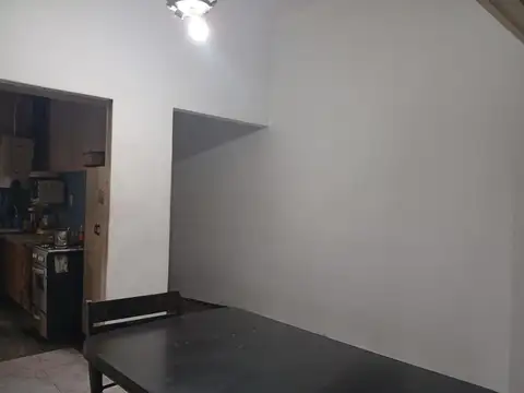 Joaquin V. Gonzalez 2800, Piso 1