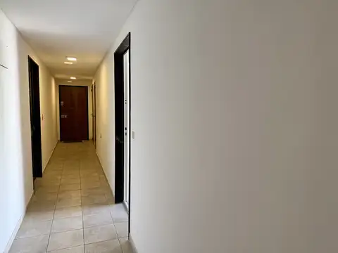 Departamento en Venta en Olivos Vias/Rio, USD 68.000