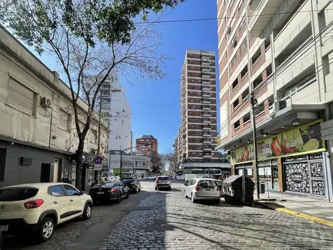 Quesada al 2400
