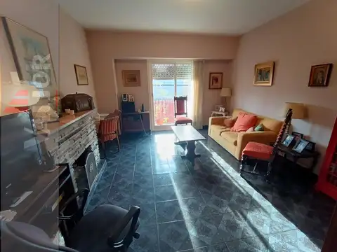 Depto Tipo Casa en Venta 45 años