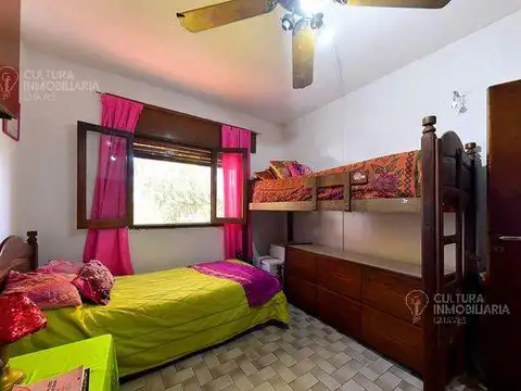 CASA VENTA 4 AMBIENTES MORENO CON PILETA PERMUTA