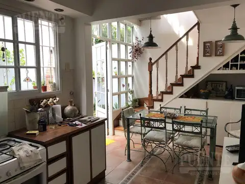 Casa 4 ambientes con 1 baño