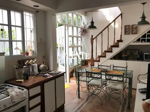 Casa 4 ambientes con 1 baño