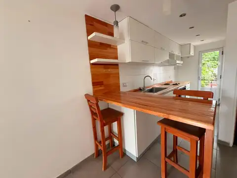 Depto Tipo Casa en Venta de 1 dormitorio