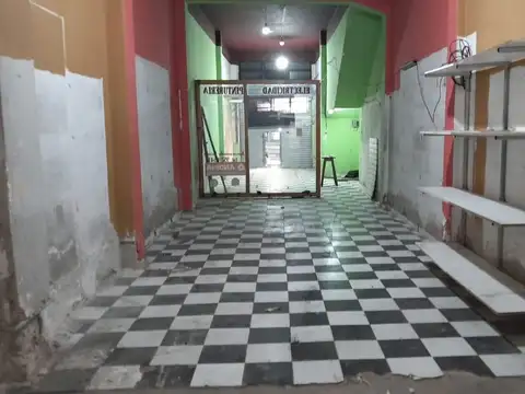 ALQUILER DEPOSITO LOCAL CON ENTRADA DE AUTO