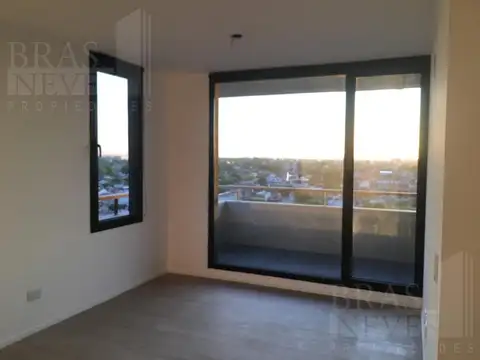 Departamento en Venta en La Lucila, USD 275.000