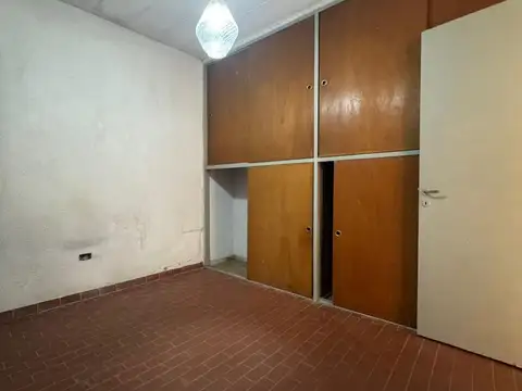 Amplio depto de 2 ambientes proximo a Torcuato