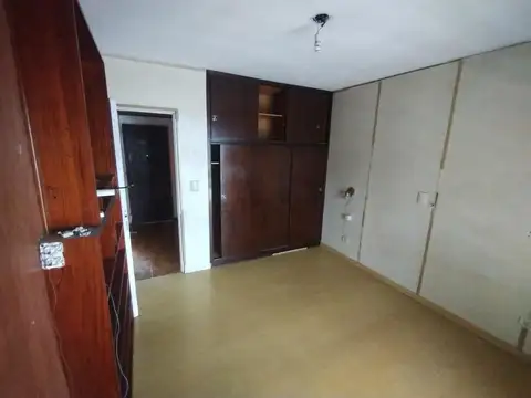 Depto Tipo Casa en Alquiler con 1 cocheras