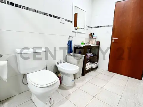 ROQUE SAENZ PEÑA 1000, Piso 1