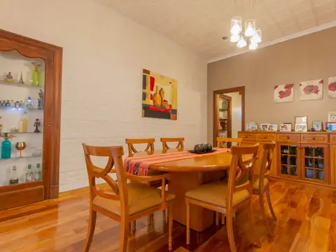 Depto Tipo Casa 5 ambientes con 3 baños