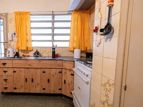 VENTA CASA 2 DORMITORIOS CON PATIO