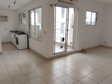 Monoambiente amplio con balcon terraza - Ladines al 2500