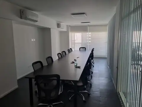 Suipacha 1000, Piso 9