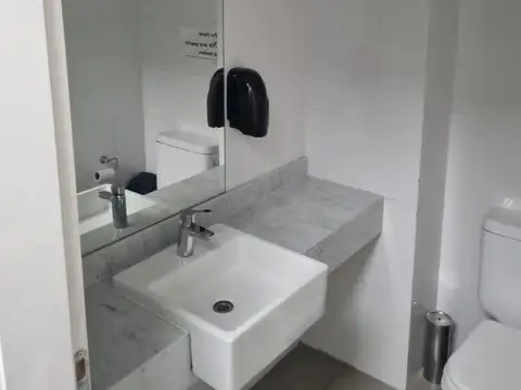 Suipacha 1000, Piso 9
