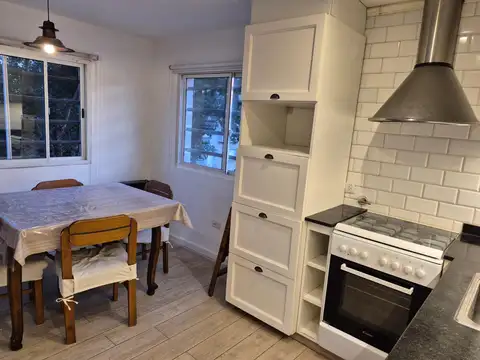 Depto Tipo Casa en Alquiler de 2 dormitorios