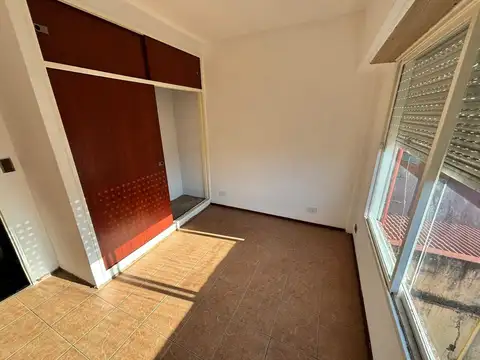 Depto Tipo Casa en Alquiler de 2 dormitorios