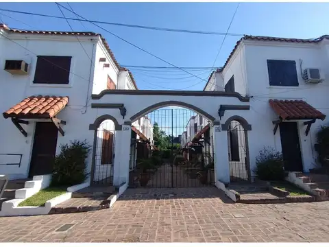 DUPLEX VENTA CASTELAR NORTE