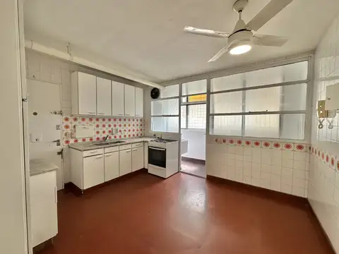 Departamento 4 ambientes con 3 baños