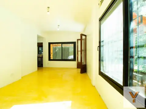 Casa 3 ambientes con 2 baños