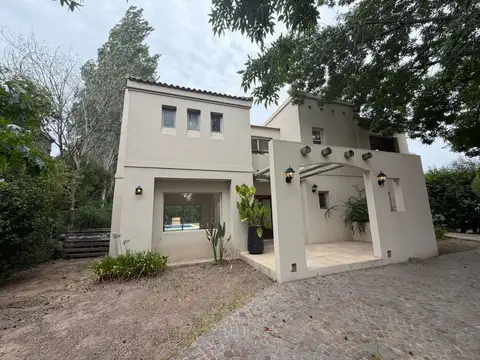 R. Caamaño  al 600