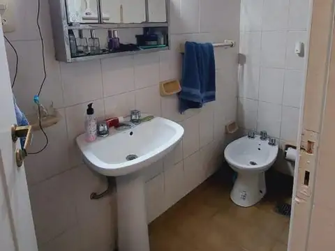 Depto Tipo Casa en Venta 40 años