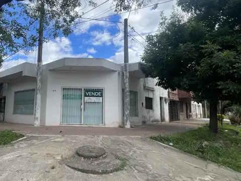 Venta | Importante inmueble sobre esquina.