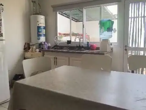 Depto Tipo Casa 3 ambientes con 1 baño