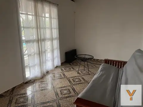 Depto Tipo Casa 3 ambientes con 1 baño