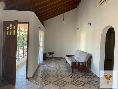 PH en venta - 2 Dormitorios 1 Baño - 138mts2 - Lanús